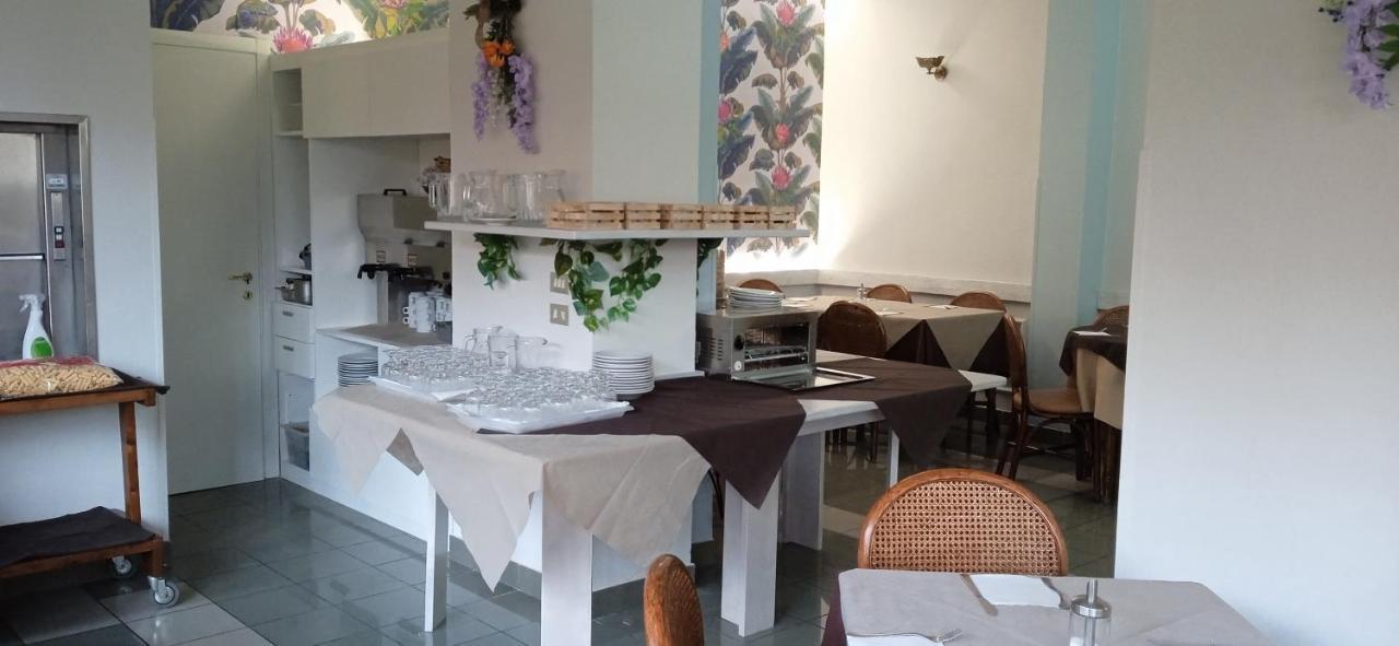 Hotel Prati Montecatini Terme Buitenkant foto