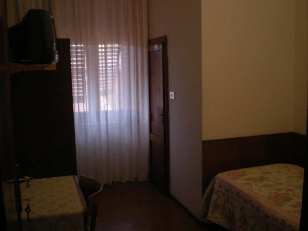 Hotel Prati Montecatini Terme Buitenkant foto