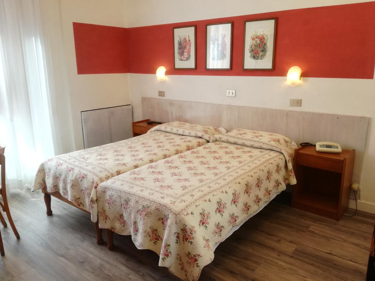 Hotel Prati Montecatini Terme Buitenkant foto